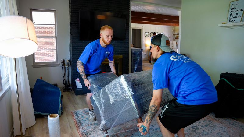 Last-minute movers Elmhurst